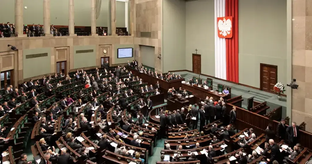 Польща змінює правила соціальної допомоги для іноземців