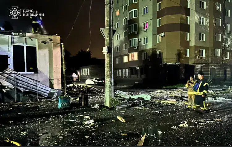Після нічної атаки частина Броварського та Бориспільського районів залишилась без світла: пошкоджені будинки та об’єкти інфраструктури