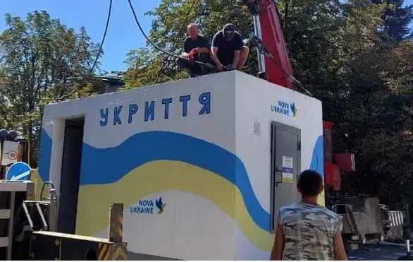 У Києві встановлять мобільні укриття у всіх районах: що варто знати про безпеку та використання