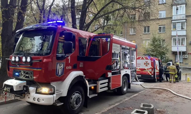 Смертельна пожежа на Печерську: у київській дев’ятиповерхівці загинула людина
