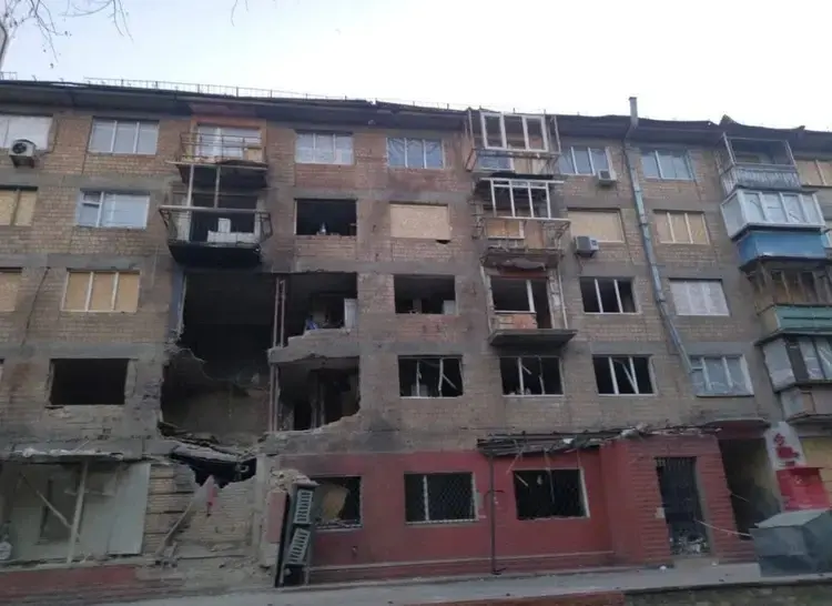 У Солом’янському районі Києва обвалилося перекриття у будинку, пошкодженому три місяці тому