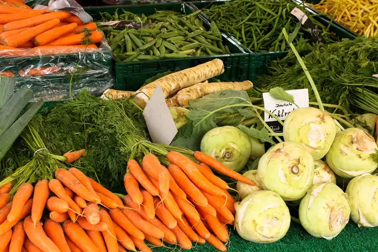 Продуктові ярмарки у Києві на цих вихідних: де можна купити свіжі продукти
