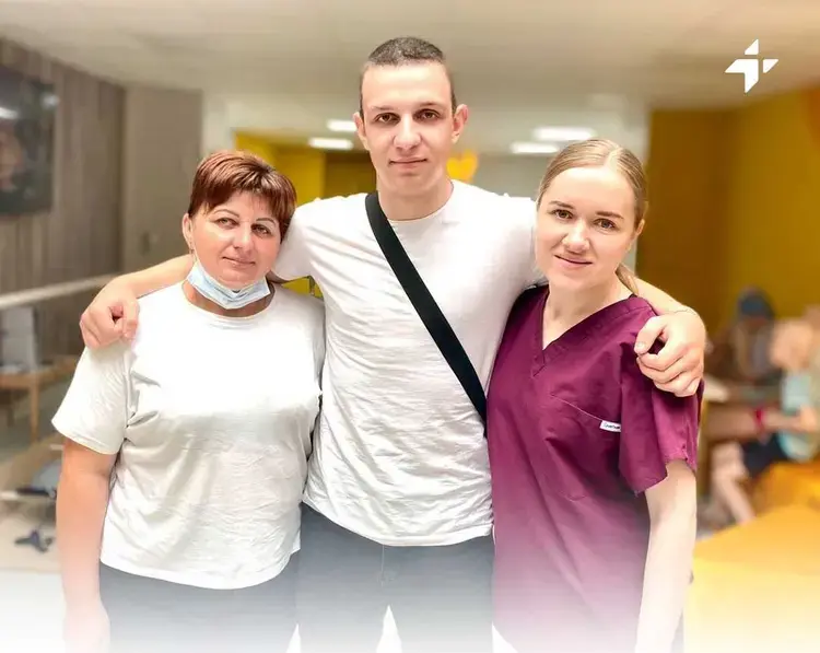 Богдан: 15 років, перші симптоми раку та шлях до нових мрій