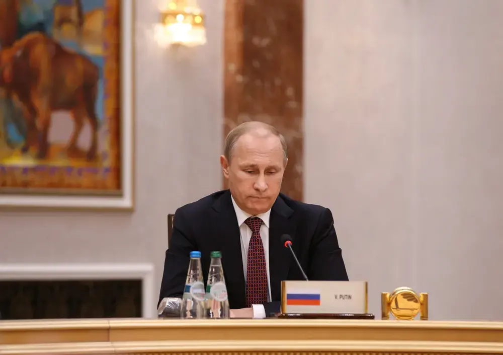 Розвідка США: Путін налаштований продовжувати війну в Україні, ознак миру не виявлено