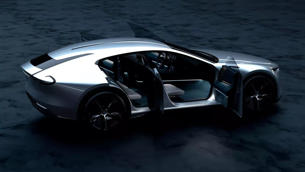 MAZDA презентує новий кросовер-купе VISION X-COUPE з плагін-гібридною системою