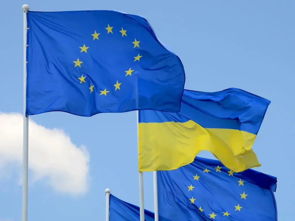 ЄС відзначив відданість України, але закликав до прискорення реформ
