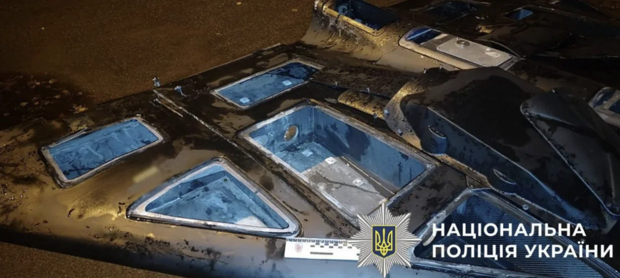 У Києві поліція вилучила «шахед», який чоловік перевозив на даху авто