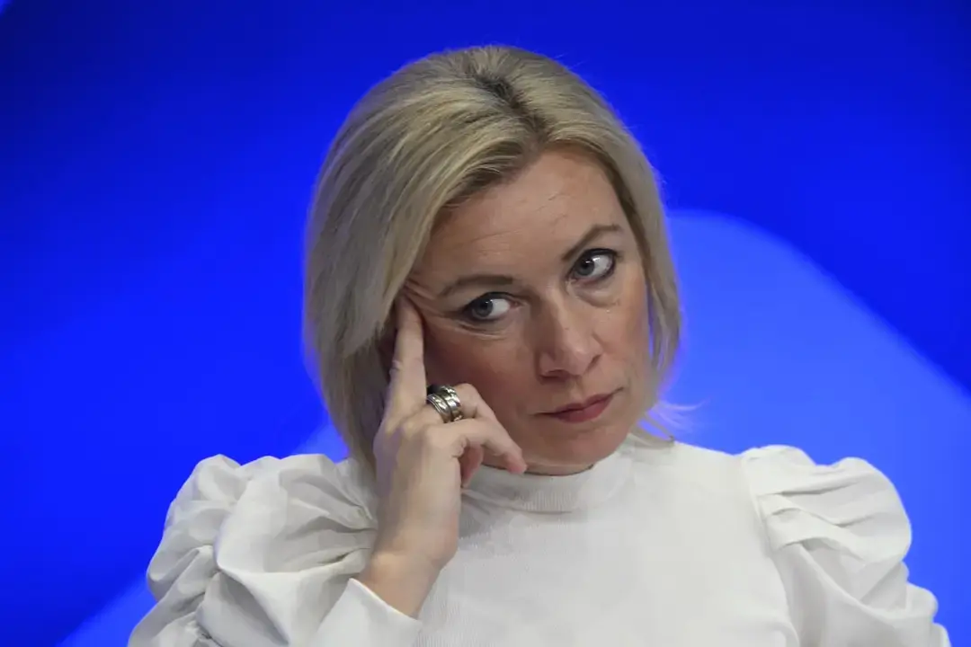 Італія викликала російського посла через глузування Захарової з обвалу вежі в Римі