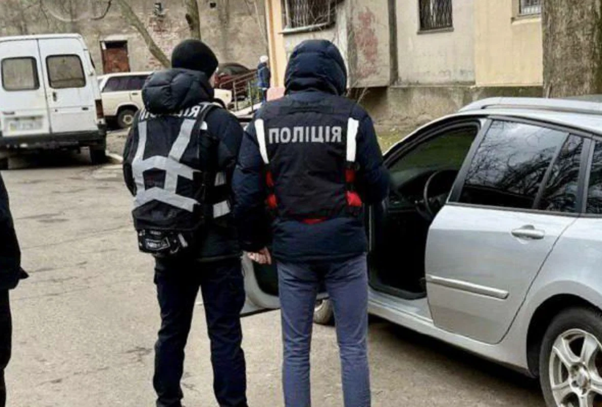 У Києві на лаві підсудних опиниться банда квартирних крадіїв, яка полювала на заможних мешканців