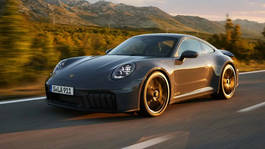 Porsche у кризі: прибуток впав на 99%, компанія згортає виробництво