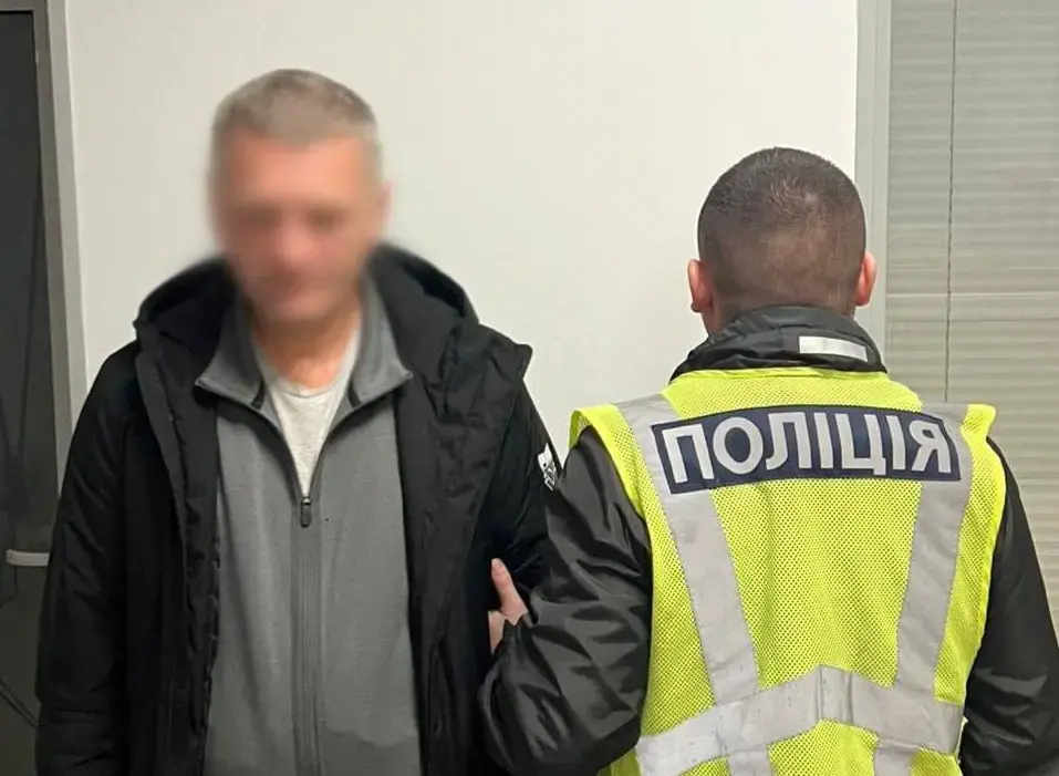 У Києві затримали чоловіка, який зґвалтував дівчину після пропозиції підвезти