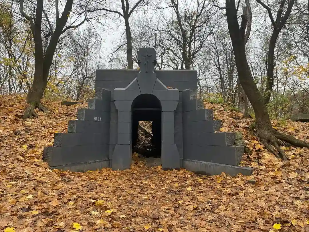 Флорівський цвинтар на Замковій горі можуть офіційно визнати пам’яткою спадщини