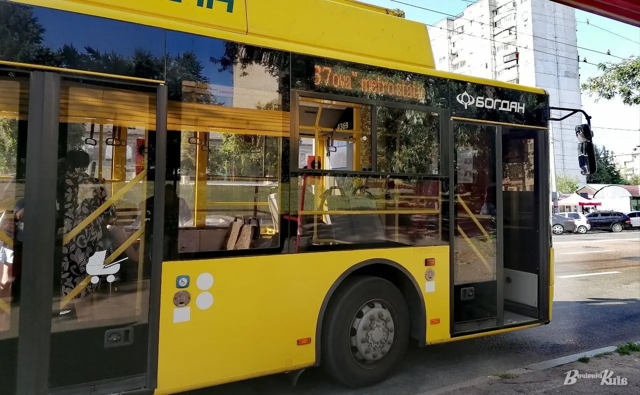 У Києві на Братиславській змінять маршрути тролейбусів через ремонт