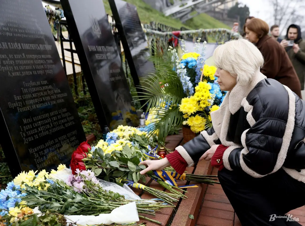 У Києві вшанували Героїв Небесної Сотні та сучасних захисників України