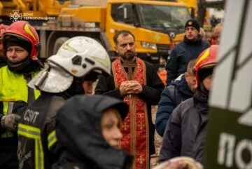 Трагедія у Тернополі: чоловік три доби чекав на порятунок родини, але дива не сталося