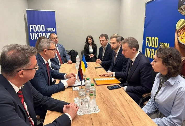 Україна і Сербія готують спільні логістичні коридори для активізації торгівлі