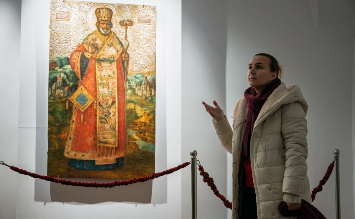 У Лаврі відкрили рідкісну ікону святого Миколая XVIII століття