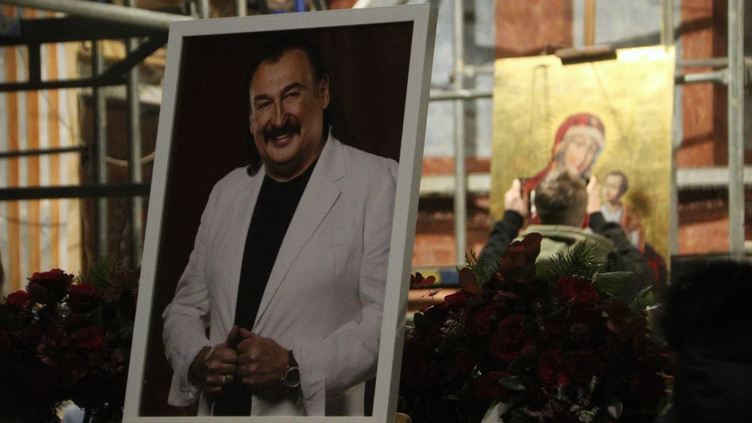 У Львові прощаються з легендою української сцени Степаном Гігою