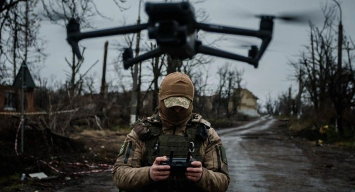 “Добрі” дрони нанесли удар по російській базі на Луганщині: потужна пожежа