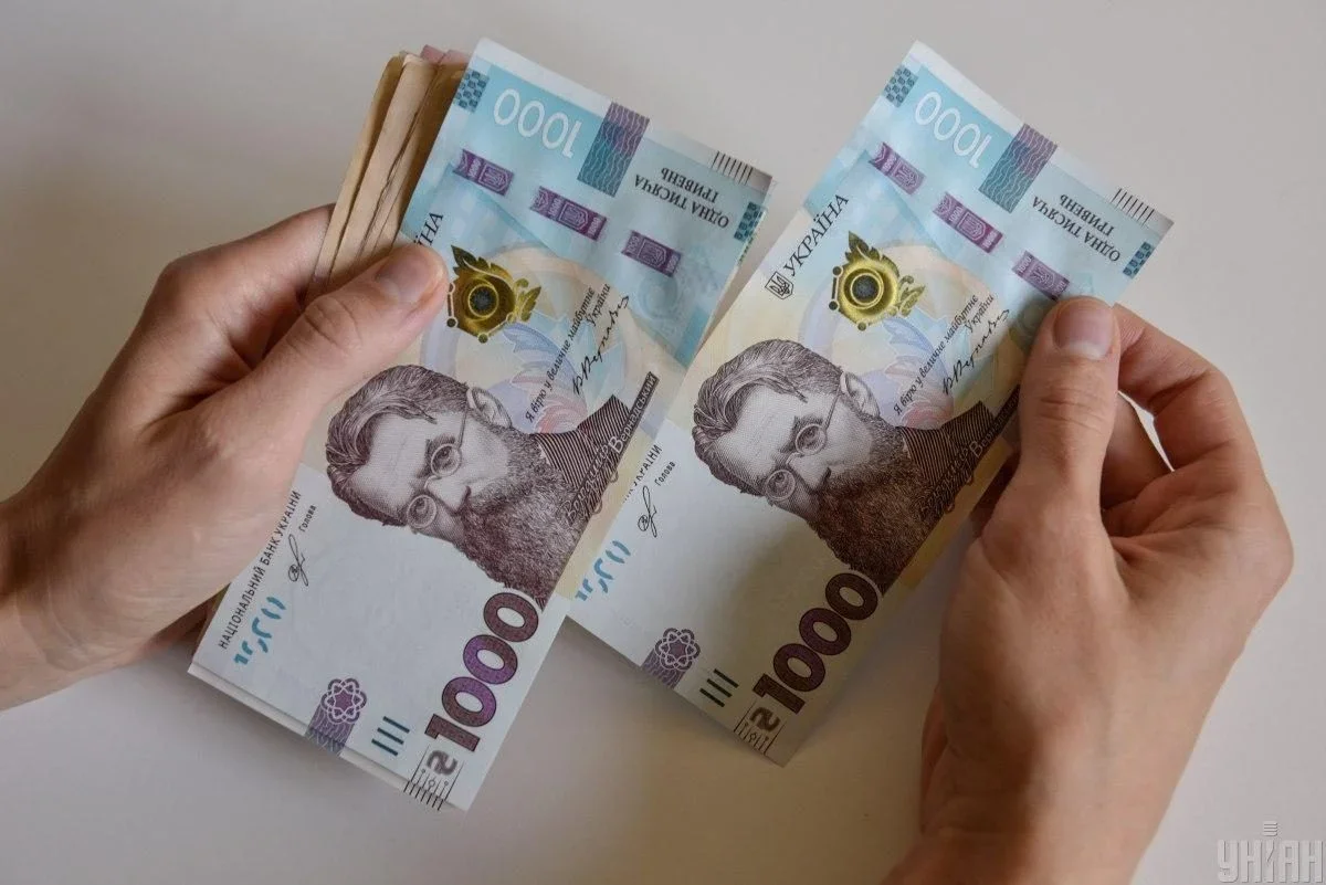Аванс обов’язковий: чому виплата зарплати раз на місяць порушує закон