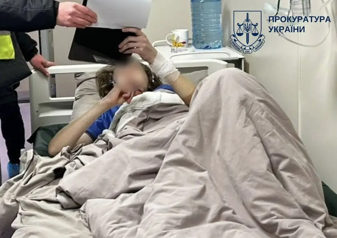 Підлітка, який напав з ножем на вчительку та однокласника, взяли під варту