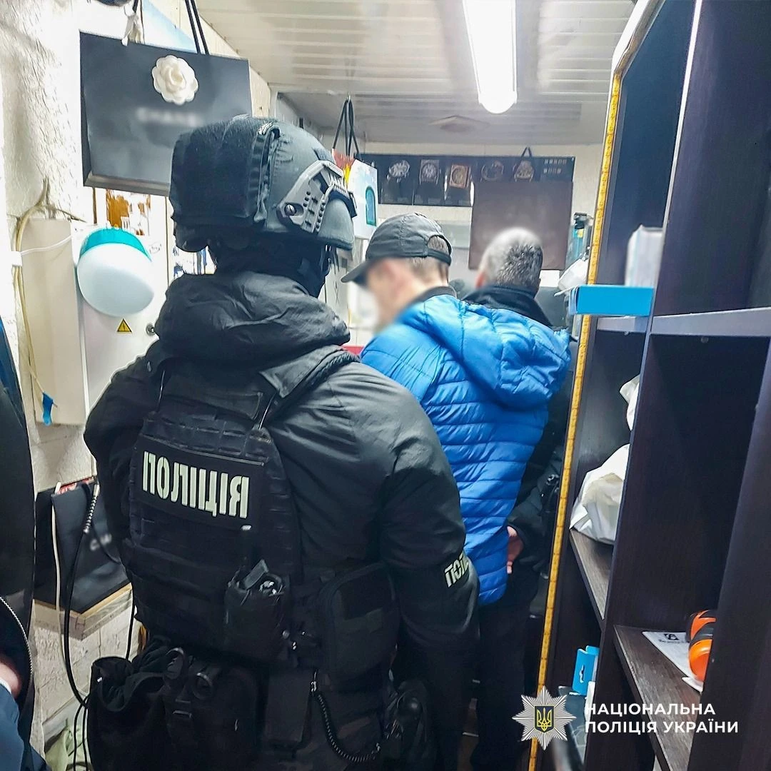 Бронювання через університетське кафе: у Києві викрили нові схеми торгівлі відстрочками