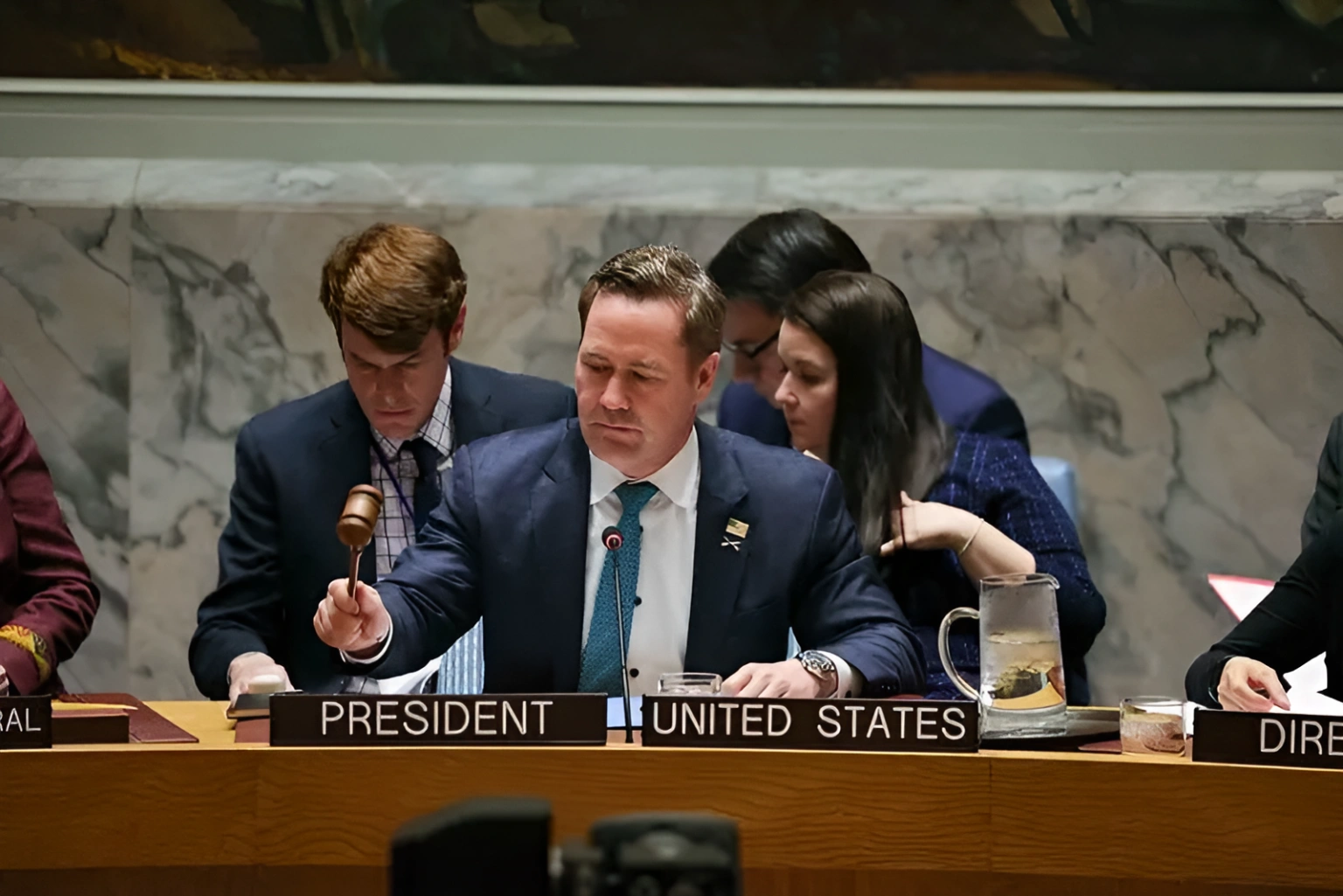Майк Волтц назвав «смішними» звинувачення США у задобрюванні Кремля