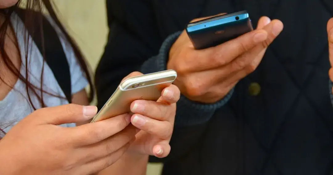 Мобільних операторів змусять розкрити правду про «лімітований» безліміт