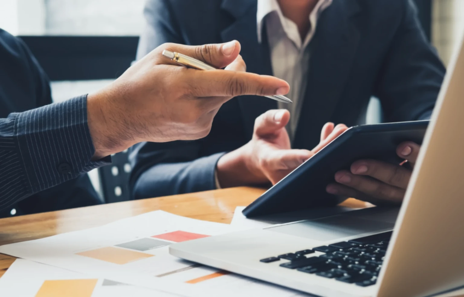 Почему товарный бизнес теряет деньги без использования CRM?