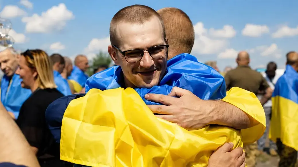 >Чотири роки пекла: захисник Азовсталі повернувся додому після тортур